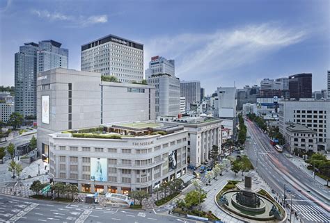 Shinsegae Department Store (Main Branch) & getting there - KoreaToDo