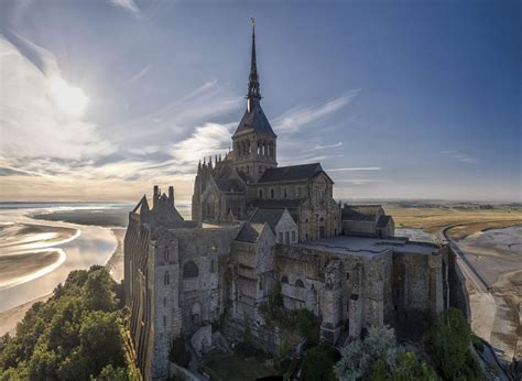 Centre des monuments nationaux - Abbaye du Mont Saint-Michel LE MONT ...