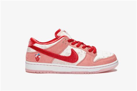 Shop Two New Nike Dunk Sneakers at StockX Now