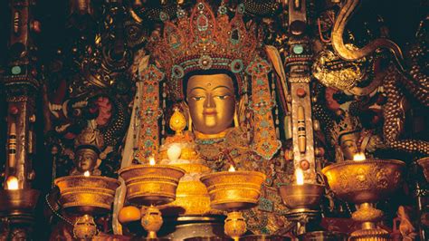 Jokhang Temple History: Legends and History of the Holiest Temple in Lhasa