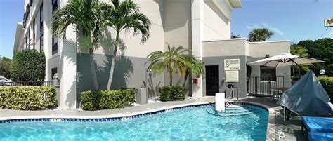 HAMPTON INN VERO BEACH - Hotel Reviews, Photos, Rate Comparison ...