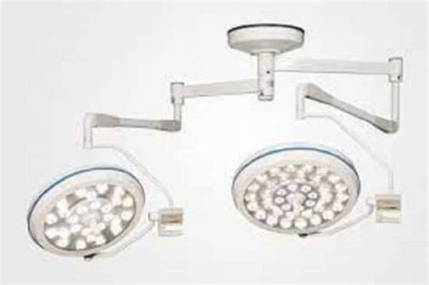 Operation Theatre Lights at Rs 80000/piece | Hospital Equipment in ...