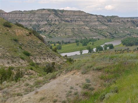 Theodore Roosevelt National Park South End in North Dakota : camping