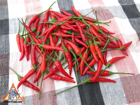 Fresh Red Thai Chili Peppers - Import Food Blog :: ImportFood