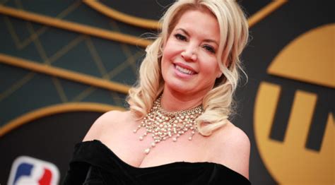 Lakers Owner Jeanie Buss Shares Letter From Fan To Expose Racism ...