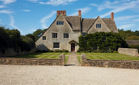 A Cotswold house has been revived by its creative owners, who have ...