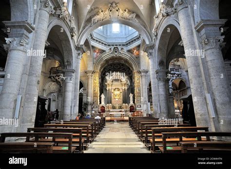 Italy, Rome, church of Santa Maria del Popolo interior Stock Photo - Alamy