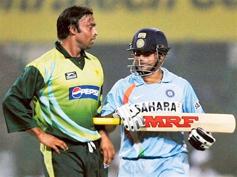 Shoaib Akhtar opens up on Sachin Tendulkar six that made '1.3 billion ...