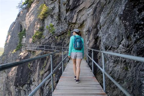 The Beacon Rock hike in Washington state - The Gorge Guide