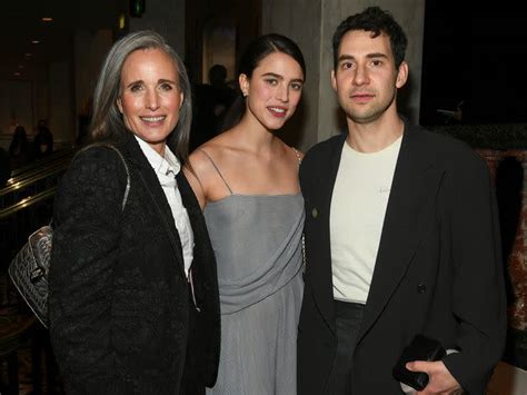 Andie MacDowell and Margaret Qualley Share Sweet Mother-Daughter Moment ...