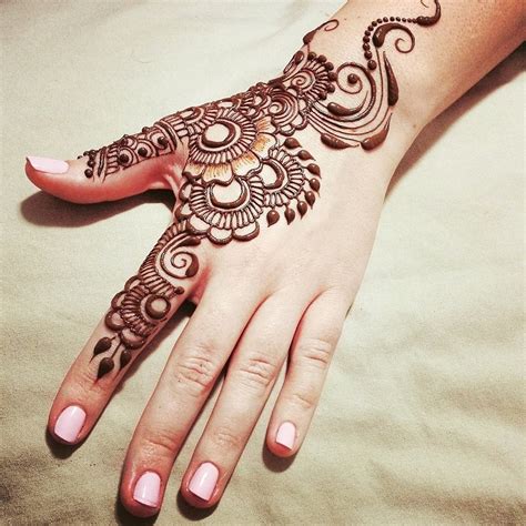 Simple Mehndi Designs 2024 For Eid – Step By Step Guide