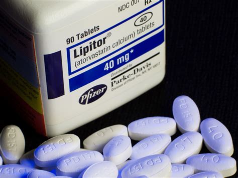 Retailers sue Pfizer over generic Lipitor delay - CBS News