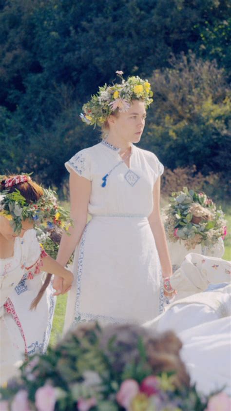 6 ‘Midsommar’ Halloween Costume Ideas That’ll Change How You Wear Flower Crowns