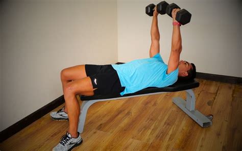 The 7 Best Compound Dumbbell Exercises For A Complete Workout