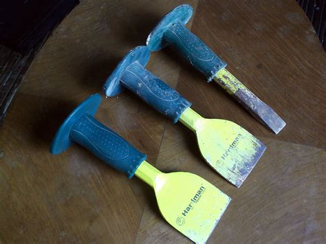 TSE011011: Builders Tools Hardman Bolsters Chisel