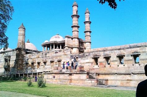 Fort - Picture of Champaner-Pavagadh Archaeological Park, Pavagadh - TripAdvisor