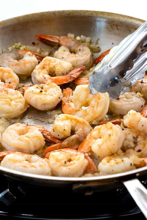 Shrimp Scampi with Lemon Garlic Sauce - Jessica Gavin