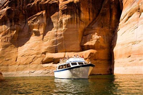 Lake Powell Boat Tours | Dreamkatchers Lake Powell B&B