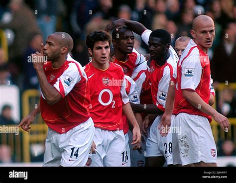 Cesc fabregas arsenal 2004 hi-res stock photography and images - Alamy