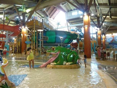 inside - Picture of Splash Lagoon Indoor Water Park Resort, Erie - Tripadvisor