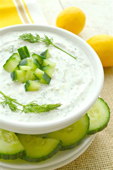 Tzatziki Sauce Recipe - Gonna Want Seconds