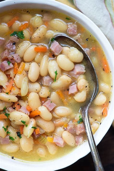 Soupe aux haricots blancs et au jambon | Bean soup recipes, Ham soup recipes, Ham and bean soup