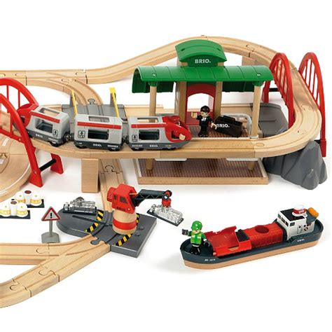 Brio Deluxe Railway Set 33052 - Smart Kids Toys