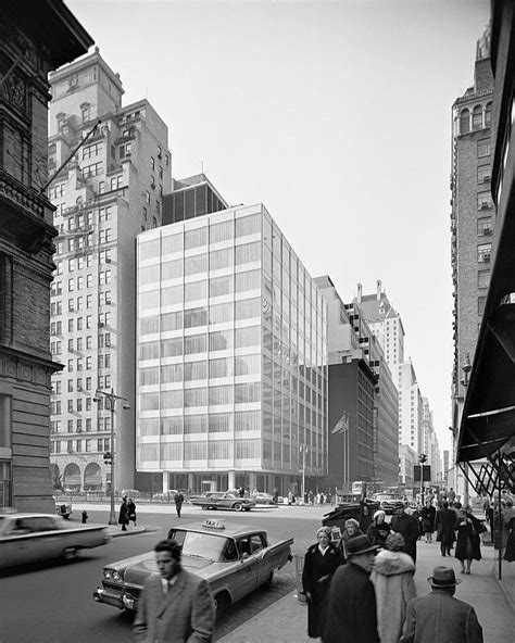 Pepsi's International-Style Headquarters in New York — The Modernist Collection