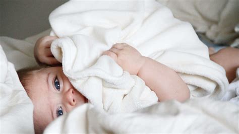 11 Best Organic Baby Blankets Reviewed And Compared [2023]