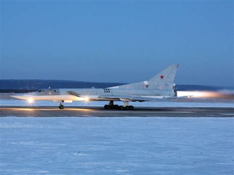 Russian Tu-22M Tupolev Backfire Supersonic Strategic Bomber | Global Military Review