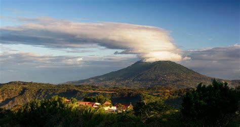 Mombacho Volcano, Nicaragua Countries In Central America, Nicaragua ...