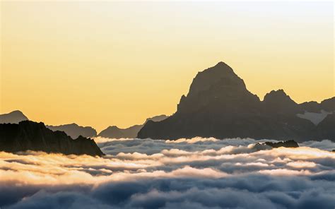 Aerial view of mountain ranges with sea of clouds HD wallpaper | Wallpaper Flare