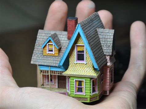 Pixar Papercraft: Carl's House Miniature | Tektonten Papercraft