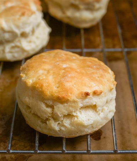 simple, fluffy, golden brown biscuits are your new favorite small batch ...