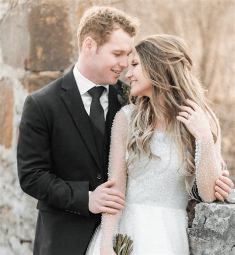 Hannah Wissmann and Jeremiah Duggar Wedding Pic - The Hollywood Gossip