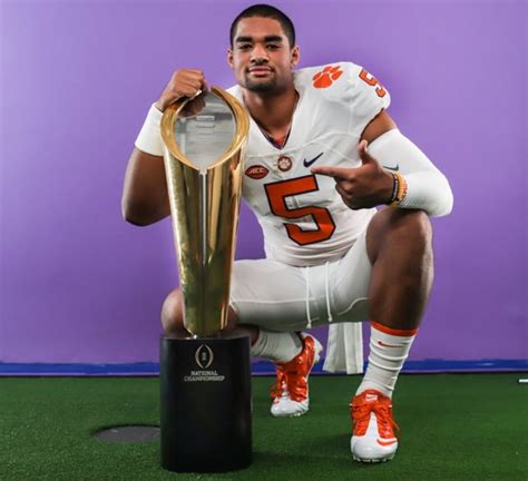 D.J. Uiagalelei, nation’s No. 1 prospect, commits to Clemson Tigers ...