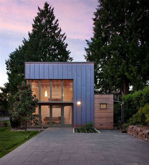 This copper, glass and cedar "garden pavilion" serves as guest house ...