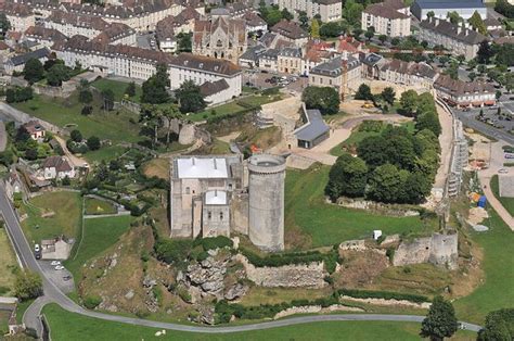 Château de Falaise en Normandie | Falaise, Château, Normandie