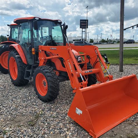 2020 KUBOTA M4-071 2WD & MFWD Tractor 2893052 NEW