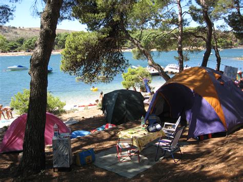 File:Camping Pomer.JPG - Wikipedia, the free encyclopedia