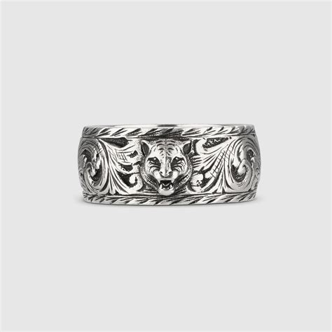 Gucci Thin silver ring with feline head | Thin rings silver, Silver rings, Mens silver jewelry