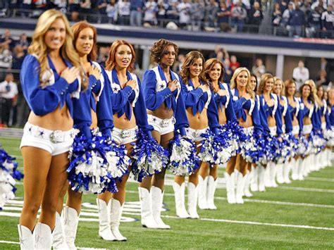 Dallas Cowboys Cheerleaders 2020 Team : The Dallas Cowboys cheerleaders ...