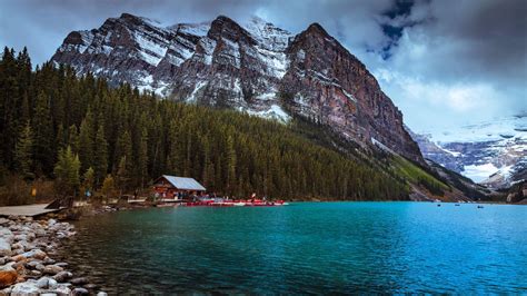 Lake Louise and Fairview Mountain, Banff National Park, Alberta, Canada ...