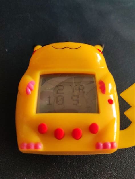 Tamagotchi Pikachu Pokemon de segunda mano por 20 EUR en Esplugues de Llobregat en WALLAPOP