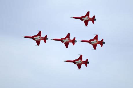 39 Formation of airplanes flies Stock Pictures, Editorial Images and Stock Photos | Shutterstock