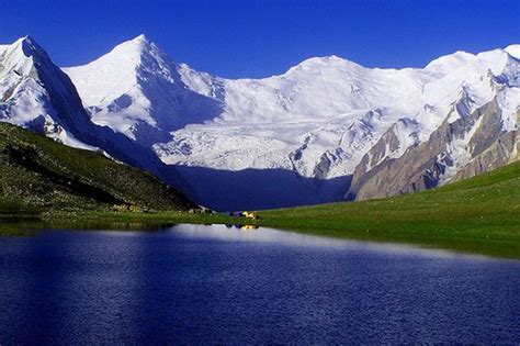 Top 10 Most Beautiful Lakes of Pakistan