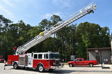 County Buys Two New Fire Trucks, New Ambulance for Monroe County Emergency Services | Monroe ...