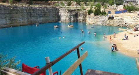 This Hidden Beach In Missouri Is The Most Fun-Filled Way To Cool Off | Fugitive beach, Midwest ...