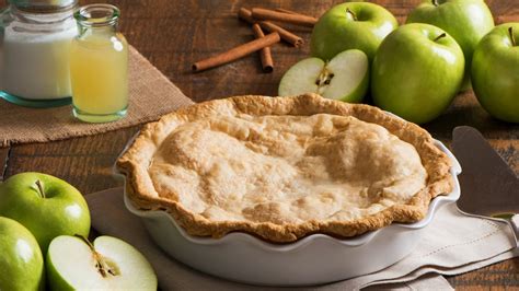 Pillsbury Perfect Apple Pie - YouTube