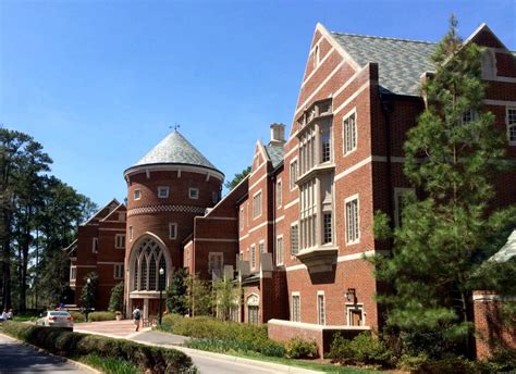 14 Prettiest College Campuses in the United States